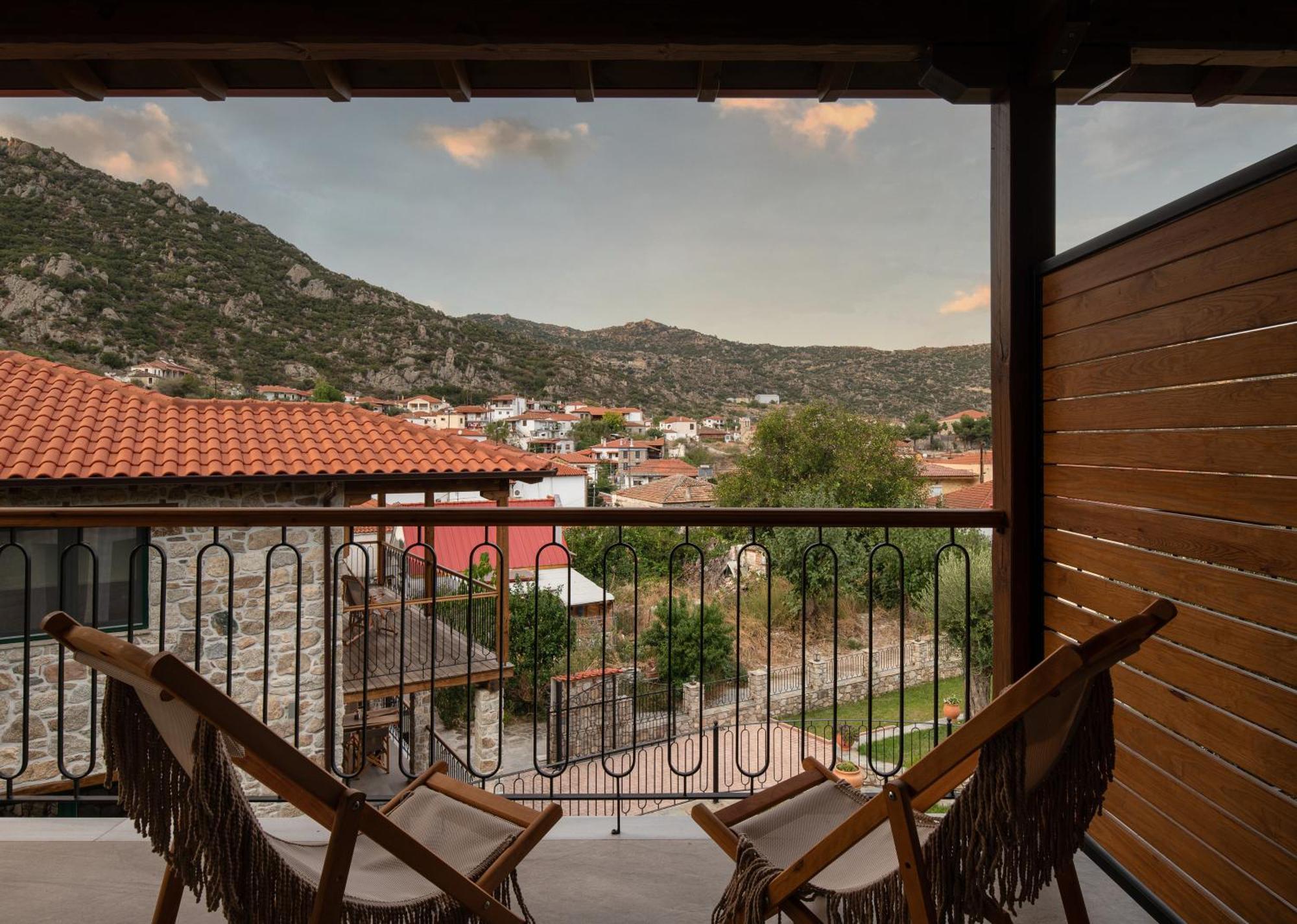 Lithos Villas Apollon Сикия Екстериор снимка